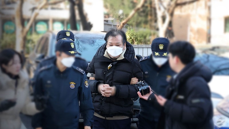 검찰, '불법 정치자금 의혹' <b>건진법사 구속영장 재청구</b>