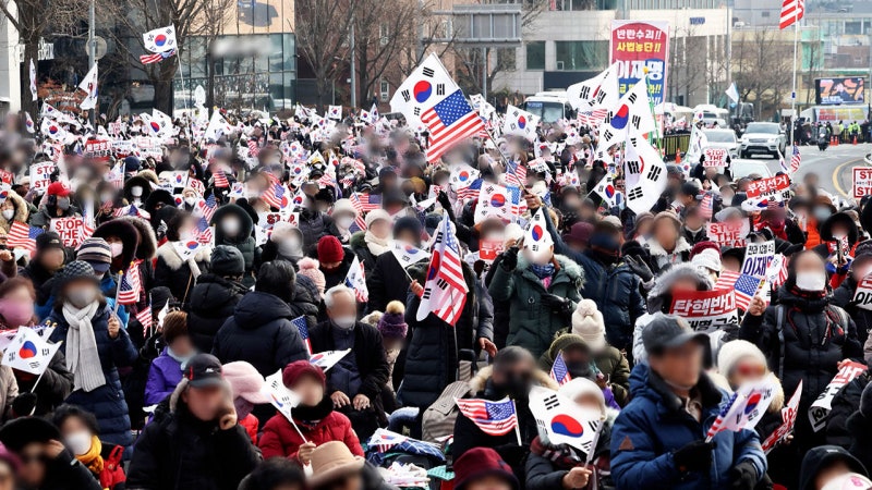 다시 불붙는 <b>관저 집회</b>…긴장감 고조