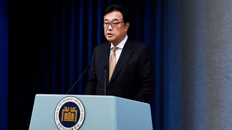 <b>경찰</b>, <b>정진석</b> 대통령 <b>비서실장</b> 소환<b>조사</b>