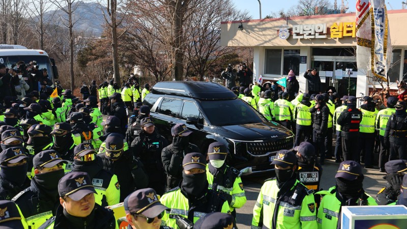 <b>윤</b>, <b>면회</b> 온 여당 지도부에 "당이 하나 돼 국민께 희망 만들어야"