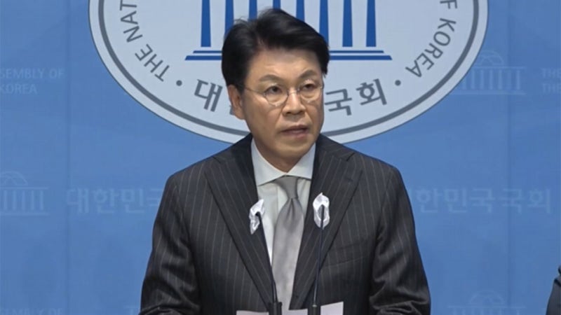 '성폭력 피소' <b>장제원</b> 전 의원 숨진 채 발견…현장서 유서 발견