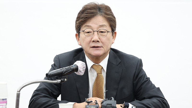 <b>유승민</b>, 경선 <b>불출마</b>…"<b>국민의힘</b>, 반성과 변화의 길 거부"