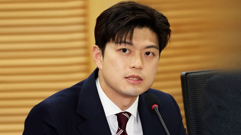 국힘 '<b>배우자</b> TV<b>토론</b>' 제안…민주당, 김건희 소환하며 역공