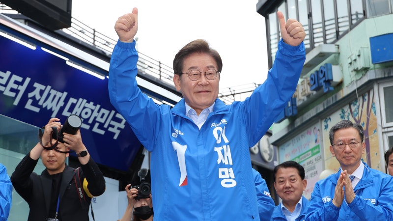 <b>이재명</b>, <b>인천</b>서 사흘째 수도권 <b>공략</b>…지역구 계양도 찾아