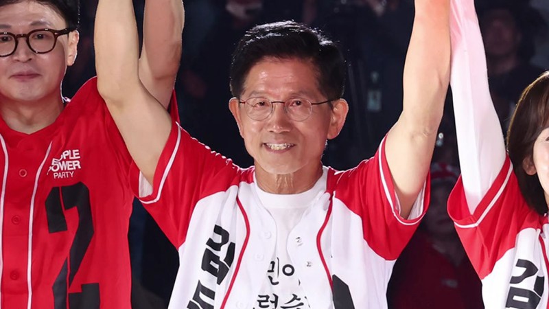 <b>김문수</b> "괴물 총통 독재를 막고 <b>자유민주주의</b> 지킬 기회"