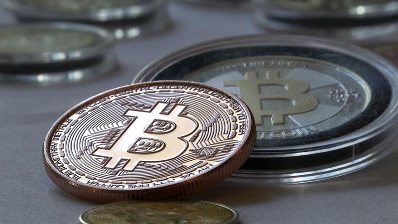 <b>트럼프</b> '트루스소셜' 비트코인 ETF 출시 신청