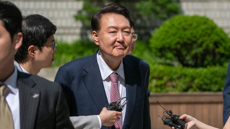 <b>윤</b>, 오늘 2차 <b>소환 불응</b>…경찰 "일과 끝날 때까지 기다릴 것"