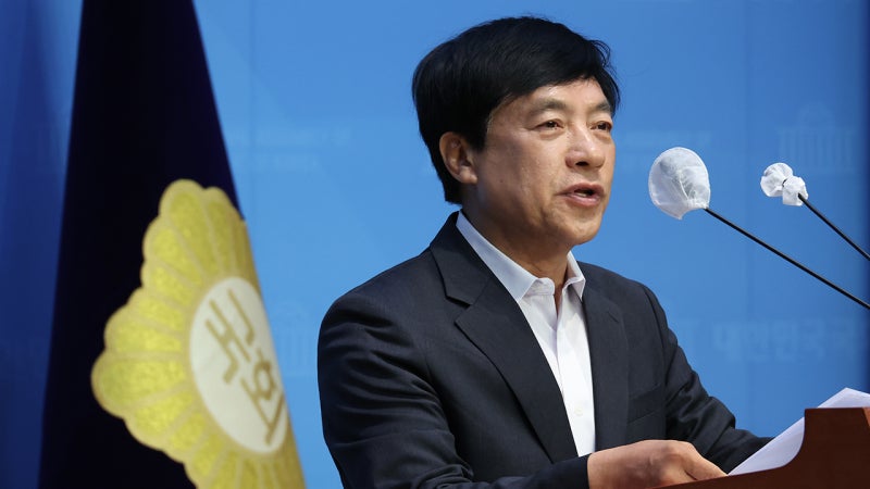 '<b>김학의 출금</b> 수사 <b>외압</b> 혐의' 이성윤 <b>무죄</b> 확정
