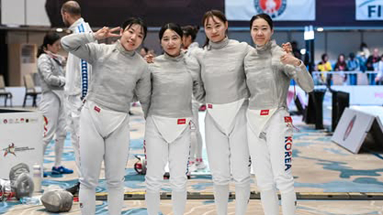 한국 <b>펜싱</b>, 아시아선수권 여자 <b>사브르 단체전</b> 은메달