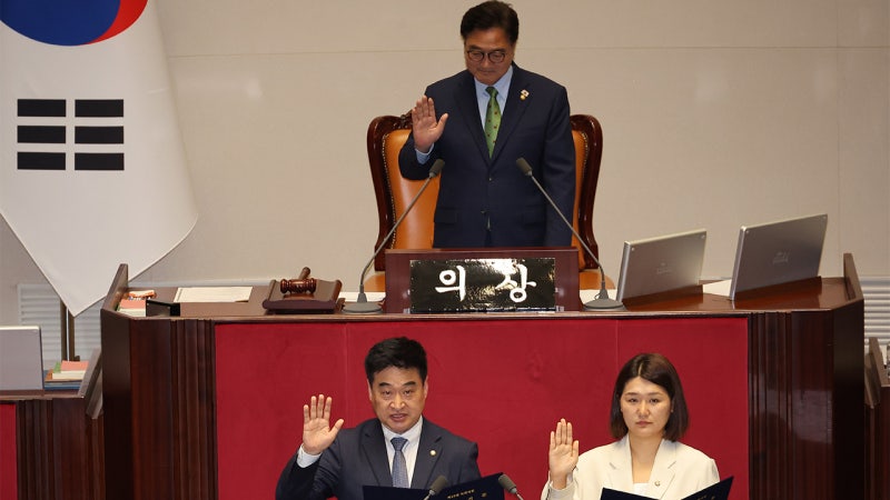비례대표 승계 <b>손솔 의원</b>, 공식 등원 신고…"<b>이준석 징계</b>해야"