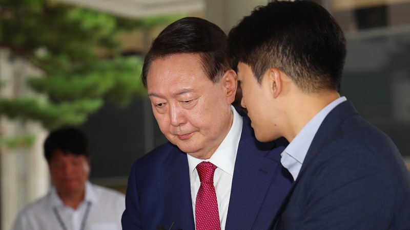 <b>내란특검</b>, 윤석열 오후 <b>조사</b> 시작…국무회의·외환 혐의 확인할 듯