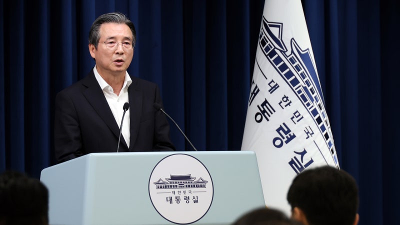 대통령실 "<b>RE100 산단 특별법</b> 추진…특별법도 검토"
