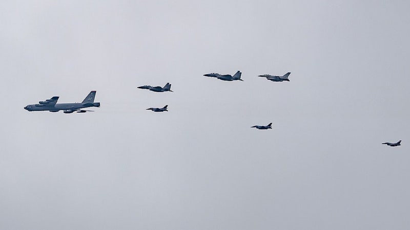 <b>한미일 공중훈련</b> 실시…미 폭격기 B-52H 올해 첫 한반도 전개