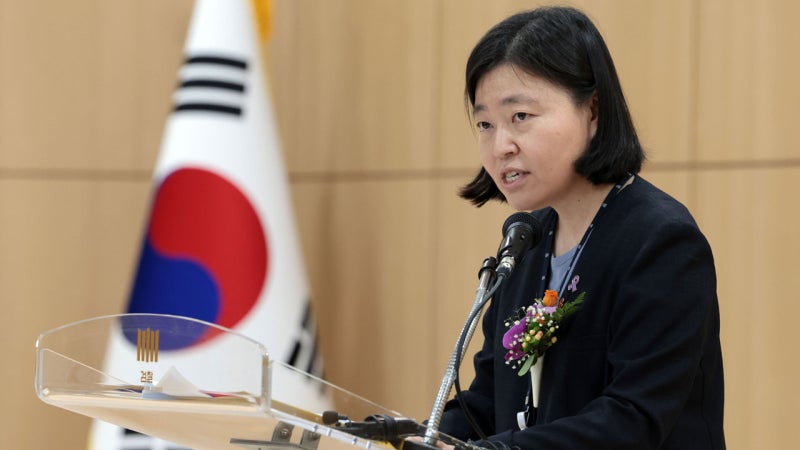 '<b>내부고발</b>자들' <b>임은정</b>, <b>박정훈</b>·백해룡 만난다…"윤 떠나보내"