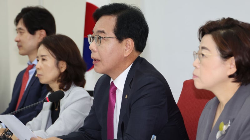 송언석 "<b>강선우</b>·<b>이진숙</b>, 부끄러움 알면 <b>사퇴</b>나 지명철회해야"