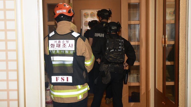 <b>아들</b> <b>총격범</b>, 27년 전 운영하던 비디오방서 성범죄 저질러