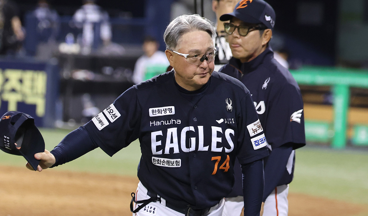 김경문 감독 "<b>류현진</b>·<b>김광현</b> 덕에 오랫동안 감독 생활"