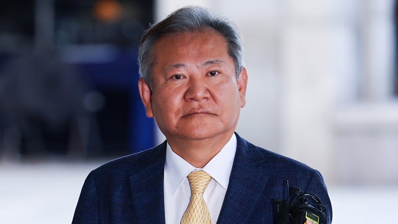 내란특검, <b>이상민 구속영장 청구</b>…'윤과 계엄 공모' 판단