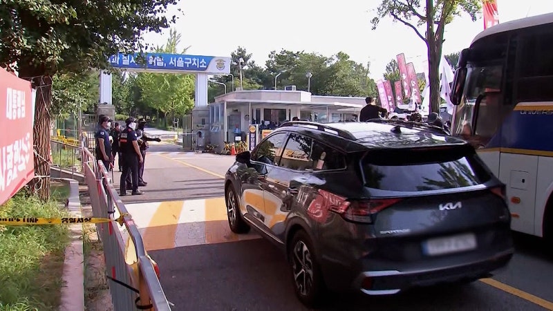 특검, 오늘 윤 <b>체포영장</b> 2차 <b>집행</b>…법무장관, 적극 협조 지시