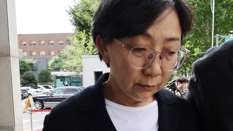 '<b>이태원</b> 참사 현장 도착 시간 허위 기재' 전 <b>용산보건소장</b> 1심 <b>집유</b>