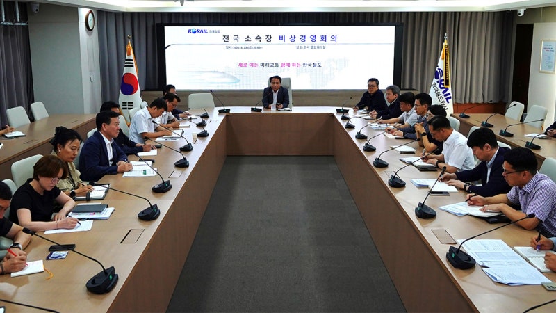 '열차 사고' <b>코레일</b> 비상경영회의…한문희 <b>사장 면직</b>안 재가