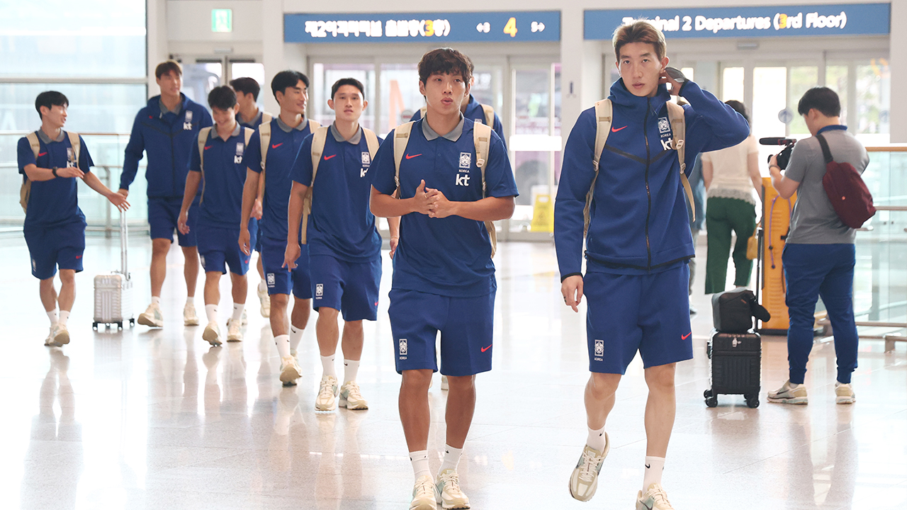 홍명보호, 미국·멕시코와 <b>평가전</b> 위해 출국…"중요한 시험대"