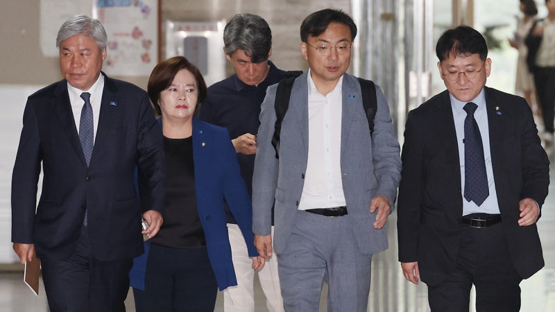 '성 비위 내홍' 혁신당, 11일 <b>비대위원장</b> 선출…<b>조국</b> 등판 주목