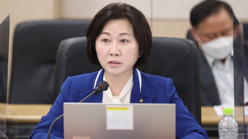 '총선 앞두고 경로당에 <b>기부</b>행위' <b>송옥주 의원</b> 1심 당선무효형