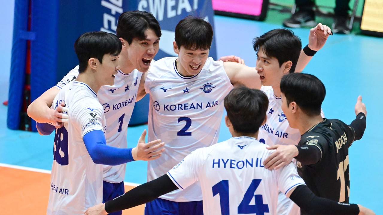 <b>대한항공</b>, 3년 만에 프로배구 <b>컵대회 우승</b>…OK저축은행에 완승