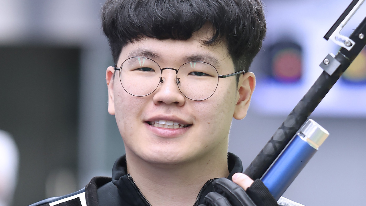 <b>김우림</b>, 청각장애 극복하고 비장애인 <b>사격 국가대표 선발</b>