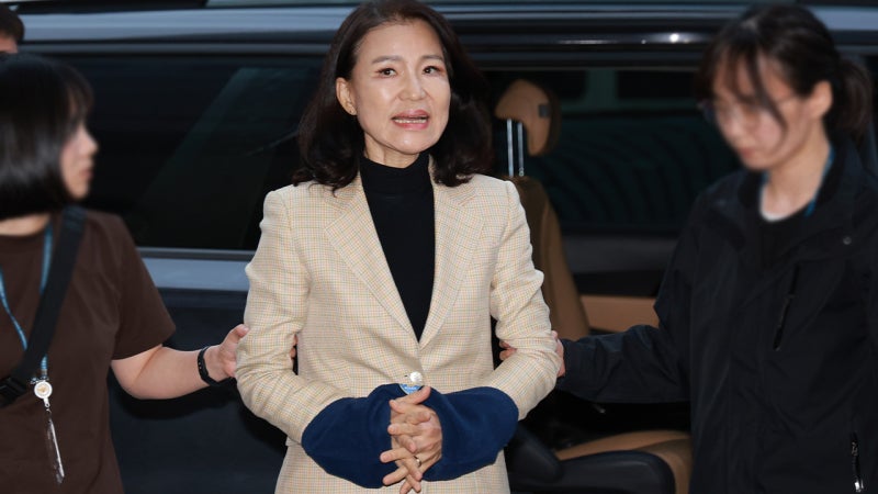 <b>이진숙</b> 첫 경찰 조사 종료…"내일 법원에 <b>체포적부심사</b> 청구"