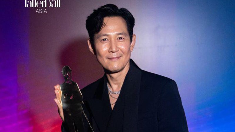 <b>이정재</b>, '<b>찰리 채플린 어워드</b>' 받았다…한국인 최초 수상