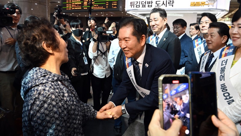 민주 "냉부해 촬영, <b>K</b>-<b>푸드</b> 홍보…48시간 실종설은 명백한 허위"