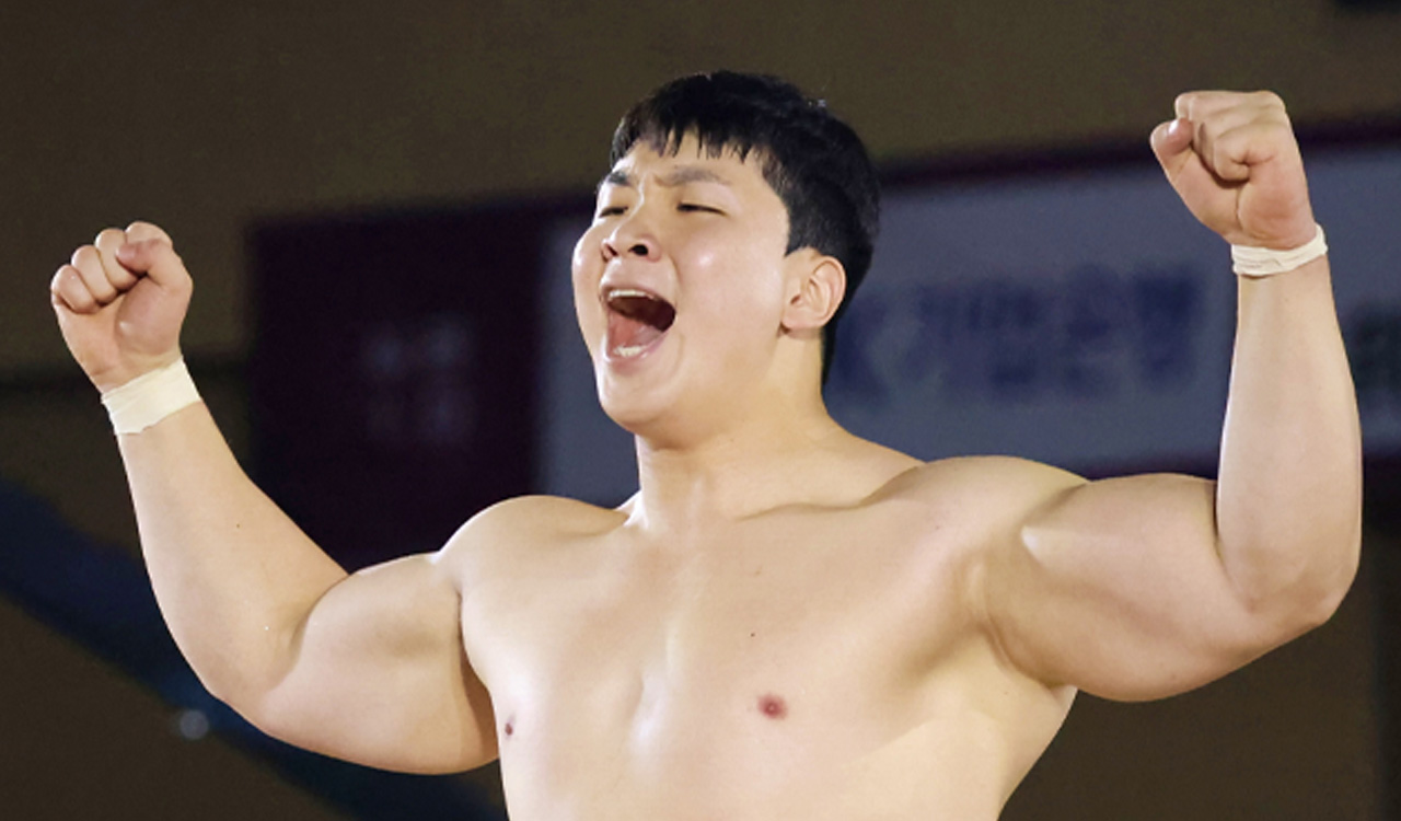 울주군청 <b>김무호</b>, 추석씨름대회 <b>한라</b>급 <b>3연패</b>