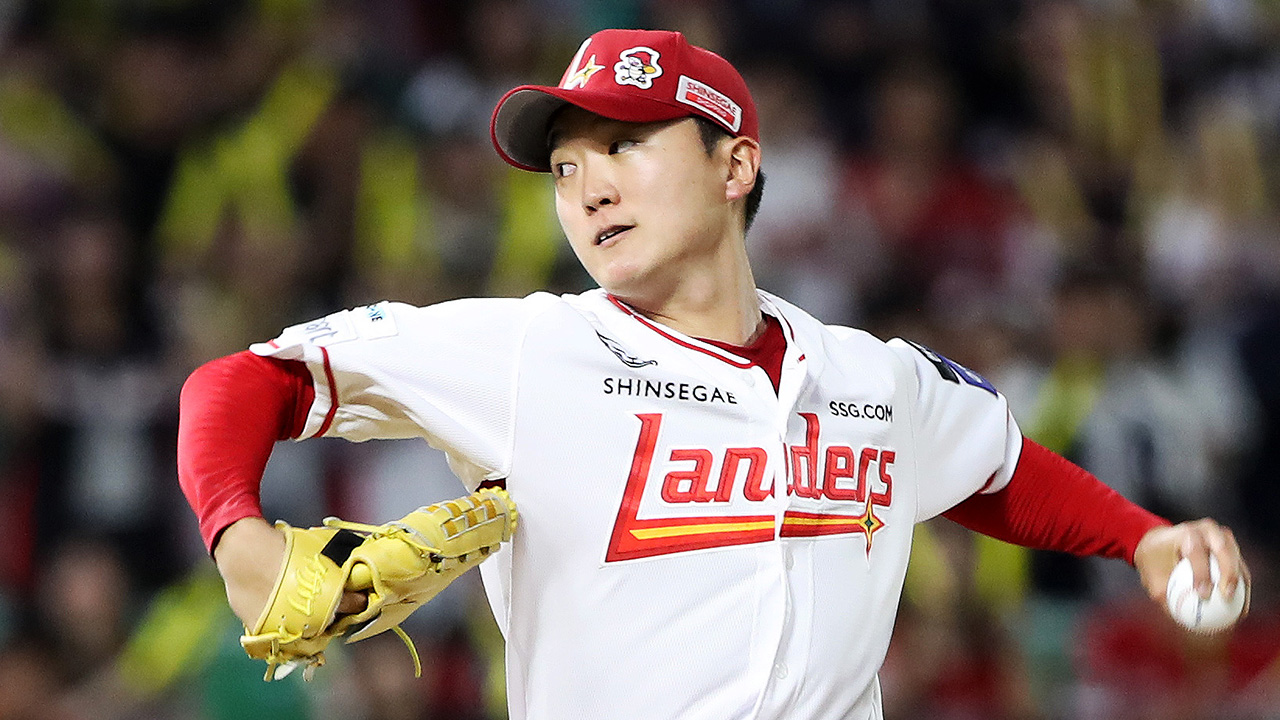 준PO <b>2차전</b> 취소에도…<b>SSG</b> 김건우·<b>삼성</b> 가라비토 선발 등판 유지