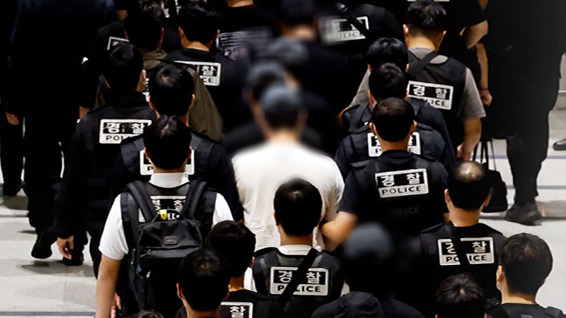<b>송환자</b> 영장 신청 임박…'모집책' 오늘 <b>구속</b>