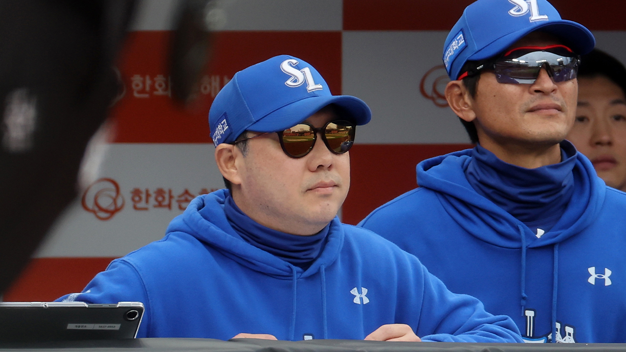 <b>박진만</b> 삼성 <b>감독</b> "선수들 자랑스러워…전력 다 쏟아부을 것"