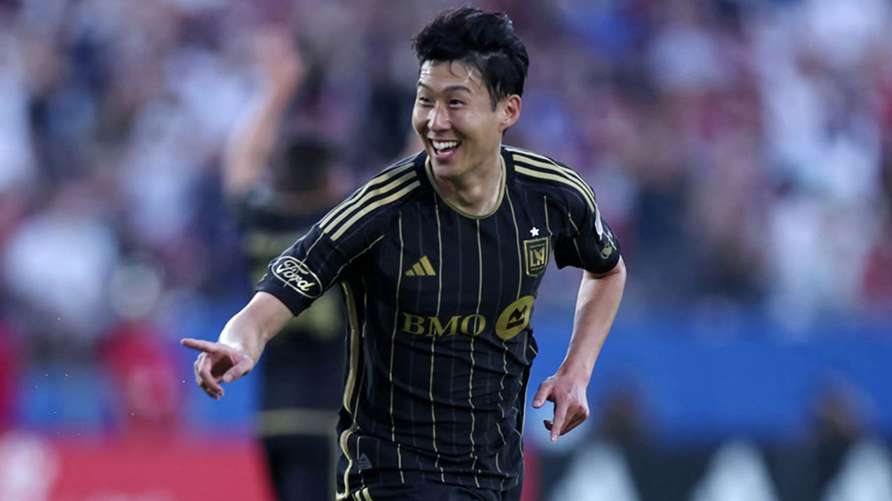 <b>손흥민</b>, 메시 이어 <b>MLS 연봉 2위</b>…기본급만 148억 원 이상