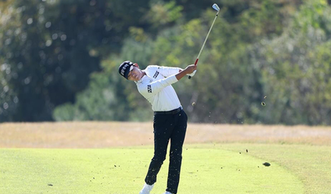 옥태훈, KPGA 투어 <b>렉서스 마스터즈</b> 3R 공동 1위…시즌 4승 도전