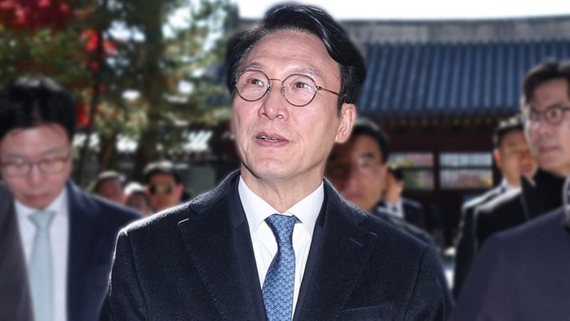 <b>김민석</b> 총리 "<b>종묘</b> 앞 <b>초고층 개발</b> 우려 심각…근시안적"