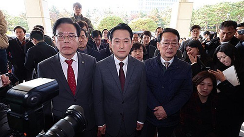국민의힘, <b>대검</b> 앞서 <b>항소포기</b> 규탄…"노만석 사퇴하라"