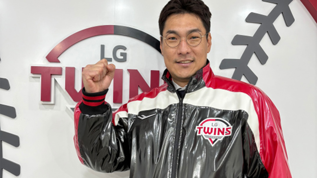 <b>이동현</b>, <b>투수코치</b>로 6년 만에 LG 트윈스 복귀…박경완 코치 퇴단
