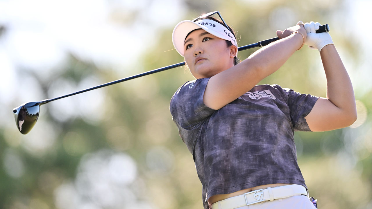 <b>유해란</b>, LPGA <b>안니카 드리븐</b> 2R 공동 3위…선두와 1타차