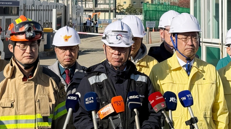 김영훈 노동장관 "<b>울산화력 붕괴</b> 원인 신속·엄정 <b>수사</b>"