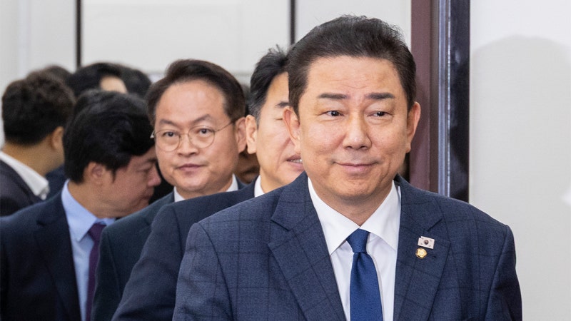 <b>김병기</b> "성장 발목 잡아 온 기업 <b>규제</b> 과감히 걷어내야"