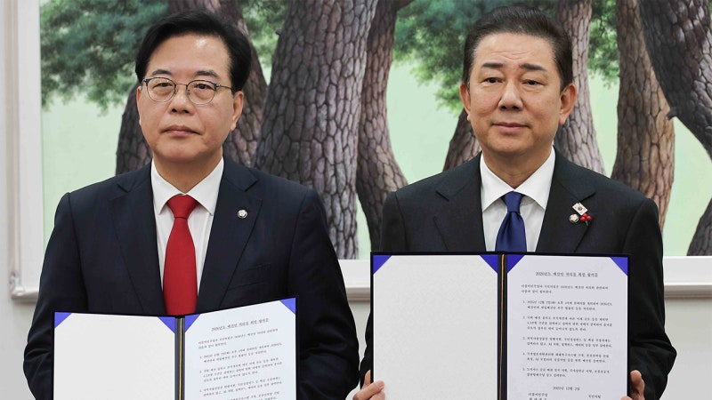 내년도 <b>예산안</b> 시한 맞춰 <b>합의</b>…"오후 본회의 <b>처리</b>"
