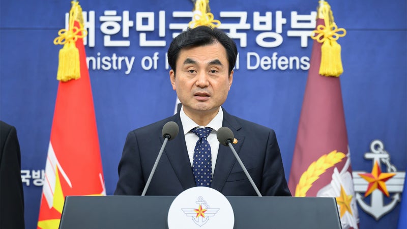 <b>안규백</b> "군, 내란 연루돼 국민 위험 빠트려…대표해 <b>공식 사과</b>"