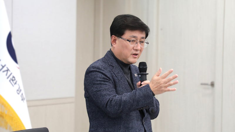 "원전은 유연하게, 재생은 싸게"…<b>출범</b> 2개월 기후부 5대 과제 [취재파일...