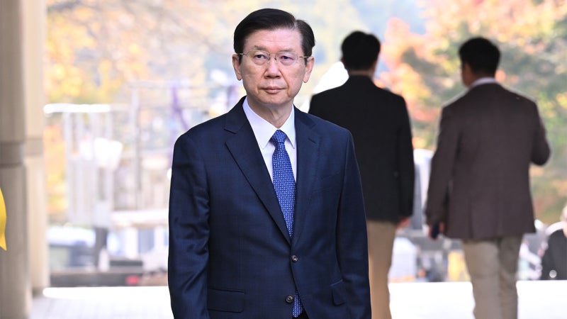 내란특검, 박종준 전 경호처장 기소…"<b>비화폰</b> 증거 인멸"