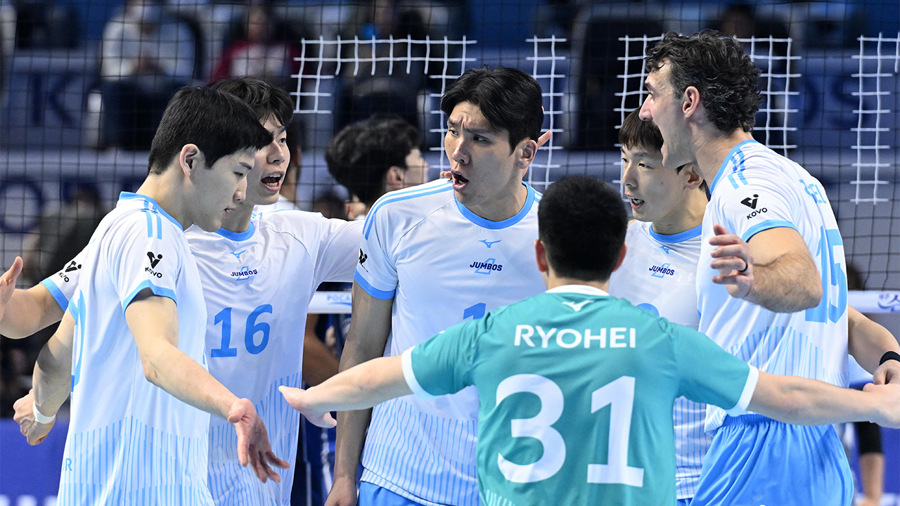 남자배구 10<b>연승</b> 대한항공, OK저축은행과 부산서 정면승부